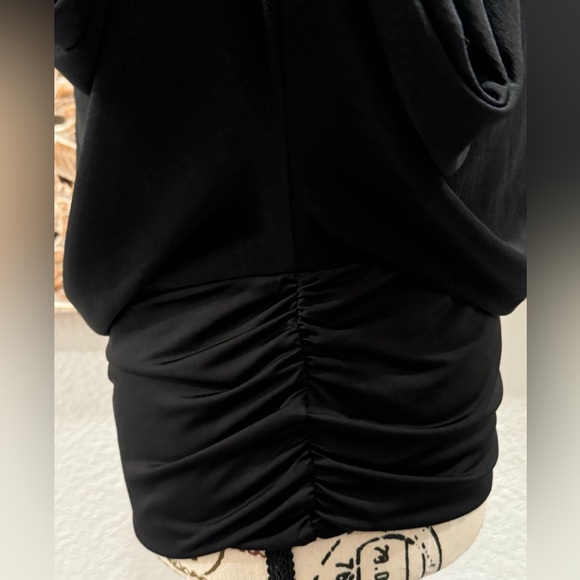 Jennifer Lopez Black, Loose Fit w/ Built in Tank- size S - Picture 7 of 10